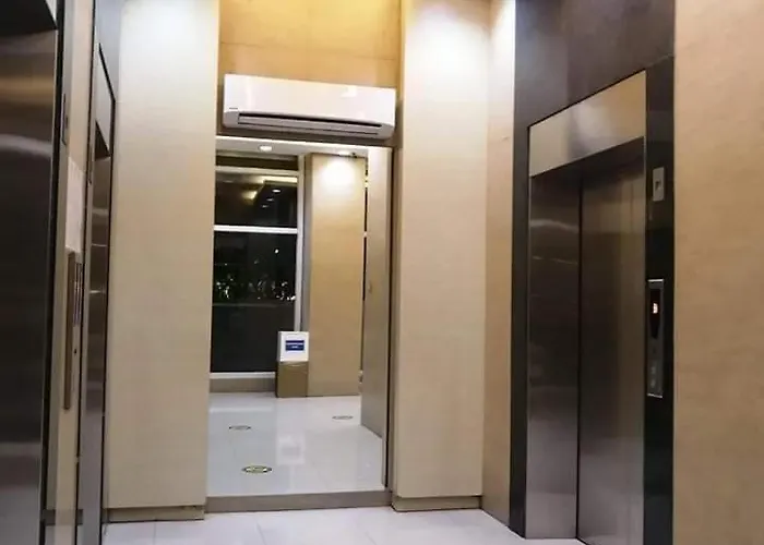 Citispace 1br Condotel At Ridgewood Towers Near Bgc Airport #rw16a Manila