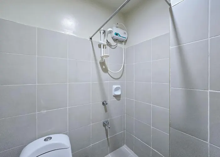 Citispace 1br Condotel At Ridgewood Towers Near Bgc Airport #rw16a Apartment