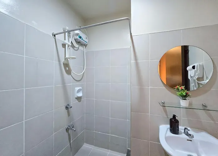 Citispace 1br Condotel At Ridgewood Towers Near Bgc Airport #rw16a Apartment